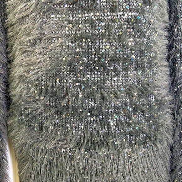 Zara - NWT Sequin Fuzzy Knit Gray Long Sleeve Sweater Size Small - Picture 3 of 12